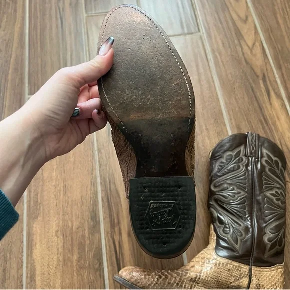 Men’s Vintage Tony Lama boots size 8.5